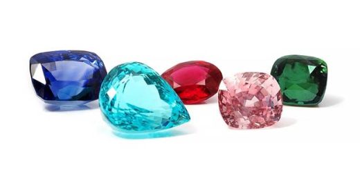 Astro Expert Talks About 5 Gemstones You Should Wear For Health Benefits