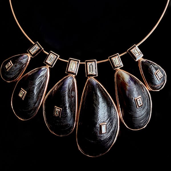 Sara necklace