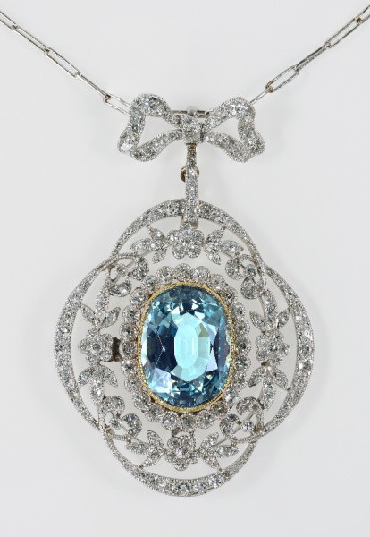 Queen Mary faberge aquamarine diamond pendant 1909