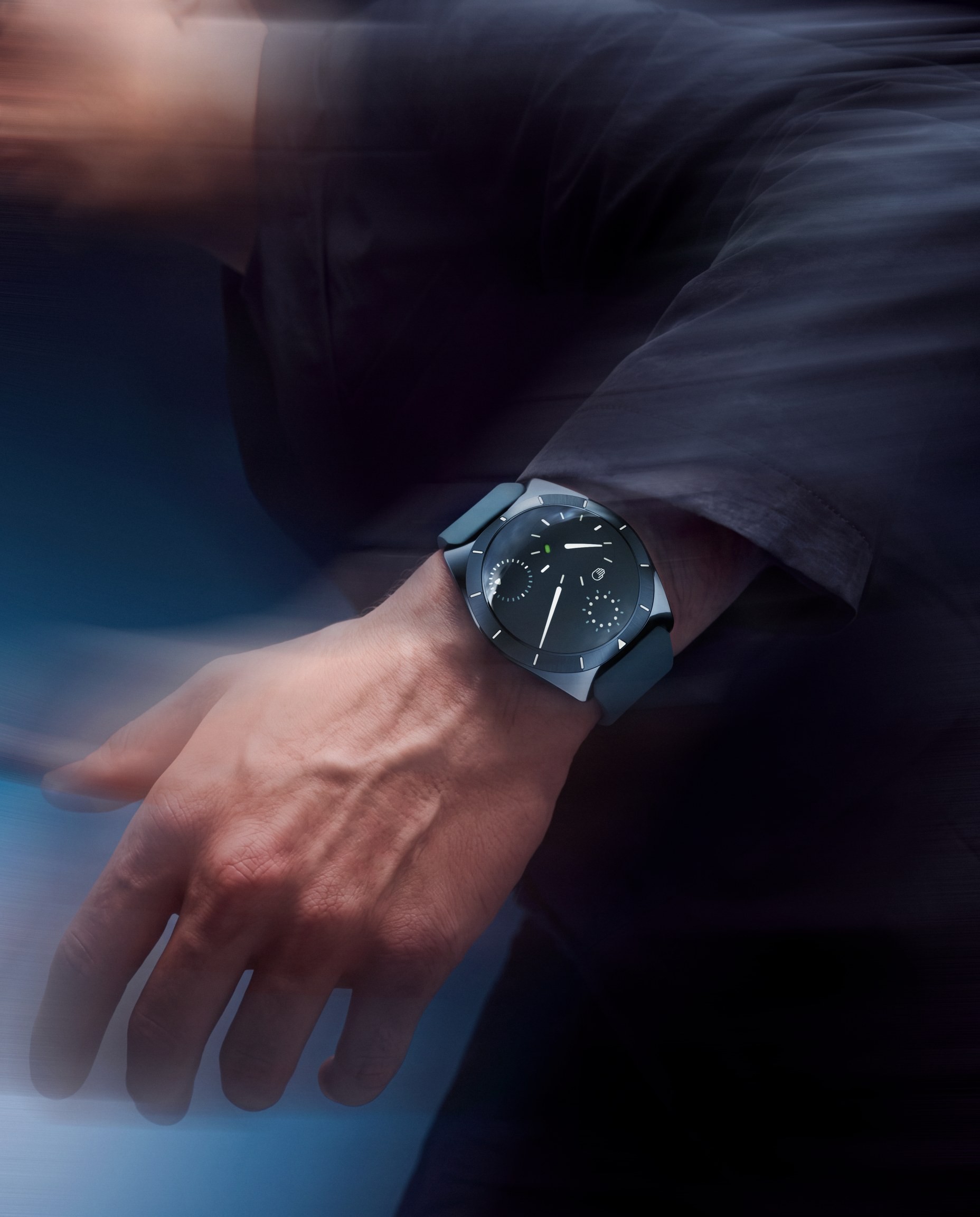 Ressence TYPE 10 DN on the wrist showing the seamless monochromatic Dark Night blue aesthetic